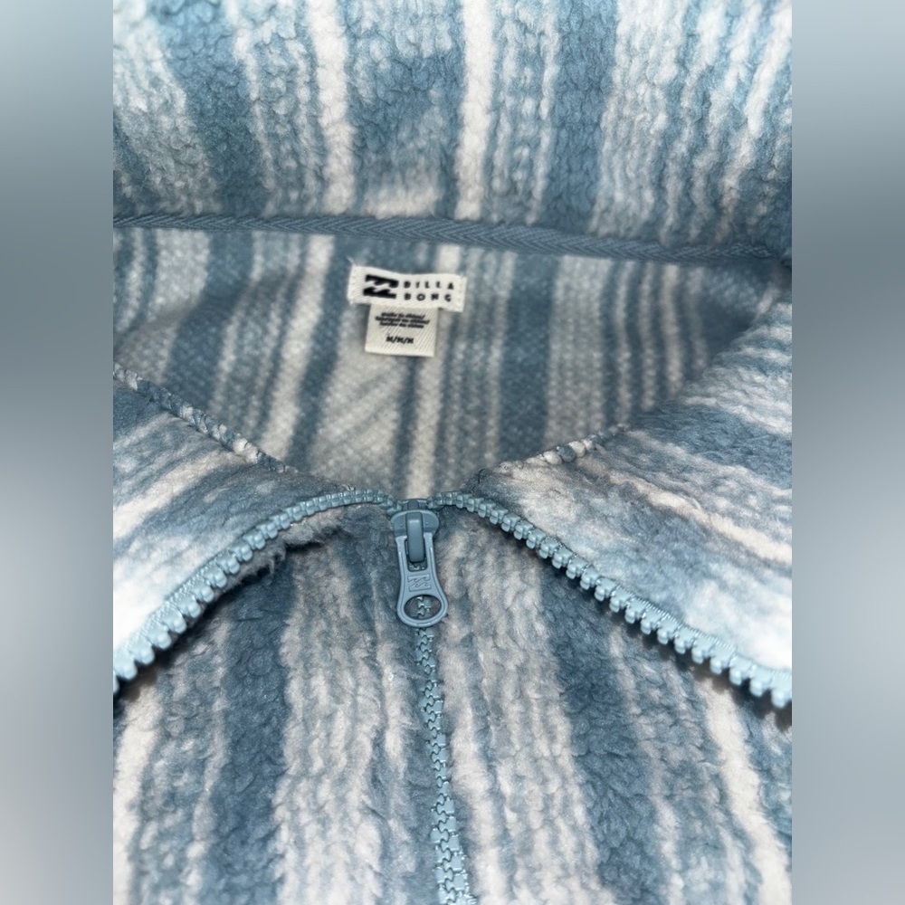 NWT Billabong Time Off Fleece Pullover Blue White Size: Medium - Picture 6 of 7
